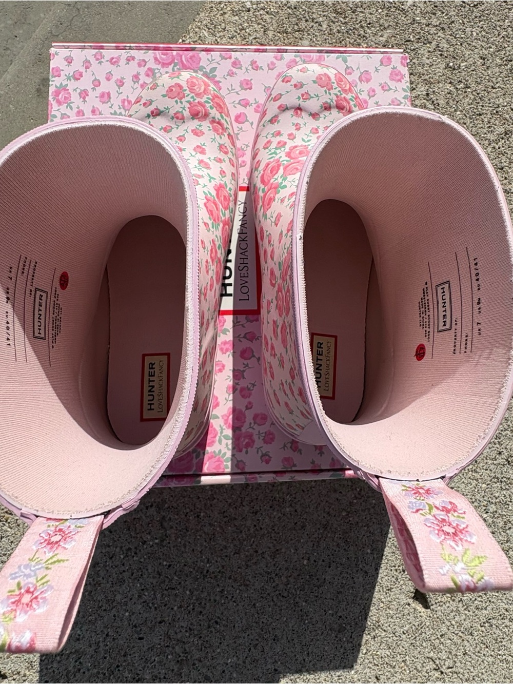 Hunter x LoveShackFancy Light Pink Floral Short Rain Boots - Picture 7 of 11
